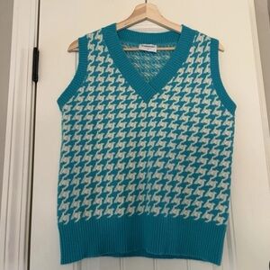Callahan Turquoise and White Knit Vest